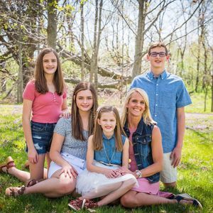 Meet your Posher, Holly